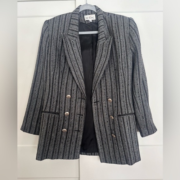 Vintage Pinstriped Blazer - Picture 3 of 10